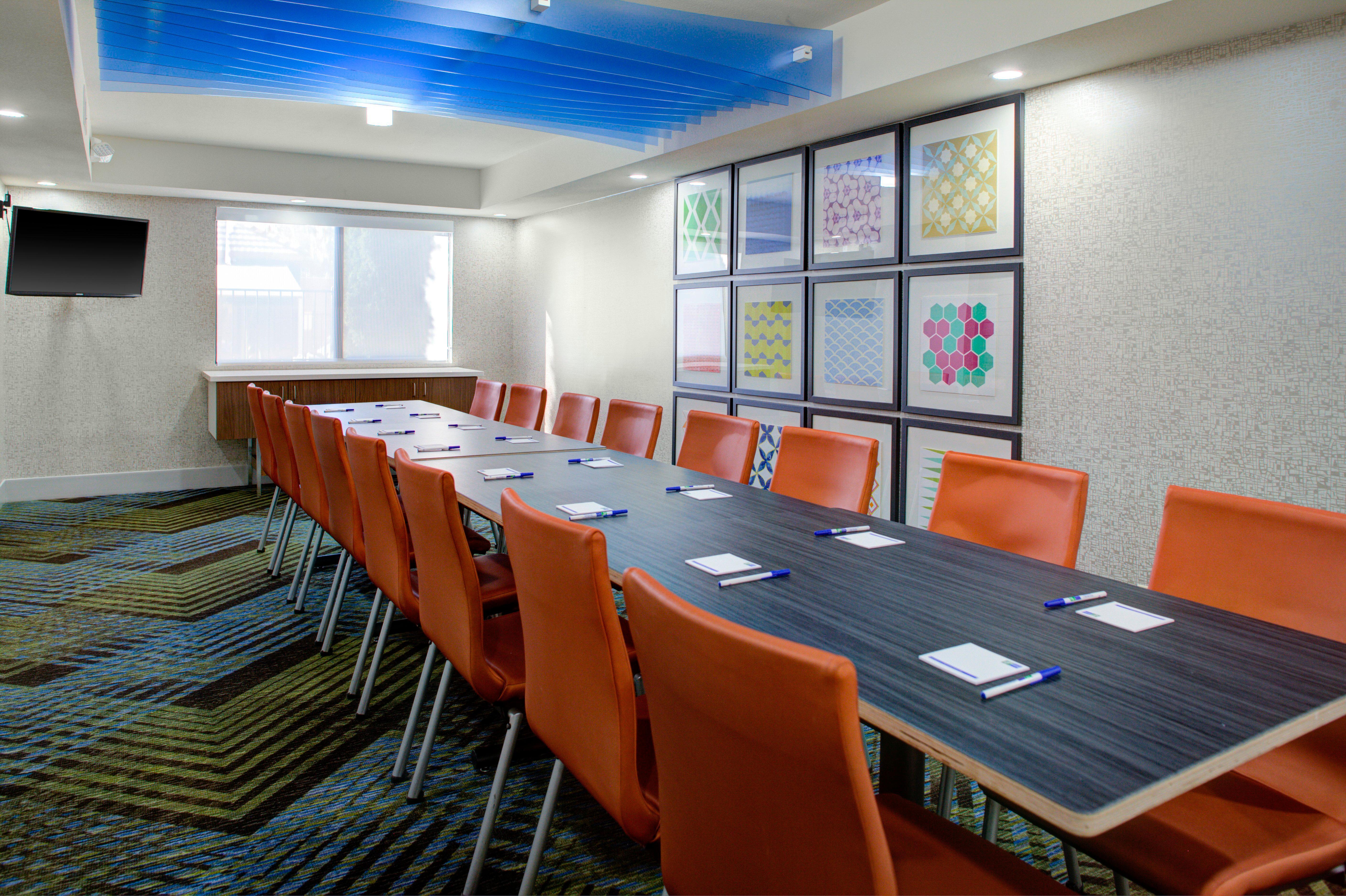 Express - Oak Creek By Ihg Hotel
