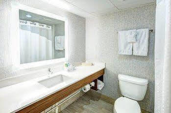 Express - Oak Creek By Ihg 3*